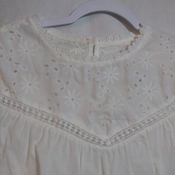 Shein Elegant White Eyelet Women's French Cottage Top Natural Neutral Size L - Picture 3 of 8